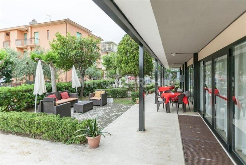 Hotel Paradiso Rimini Exterior photo